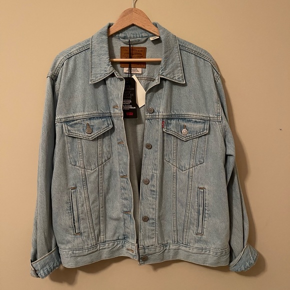 Levi's Ex-Boyfriend Trucker Jacket - Picture 6 of 7